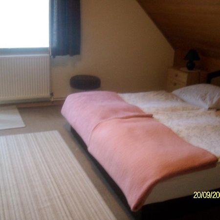 Ferien Und Gaestehaus Harms Neuenkirchen  Room photo