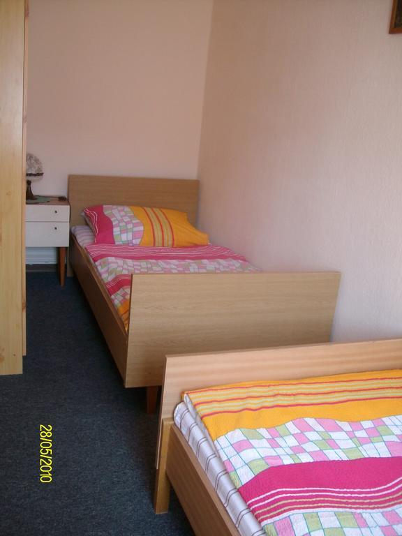 Ferien Und Gaestehaus Harms Neuenkirchen  Room photo