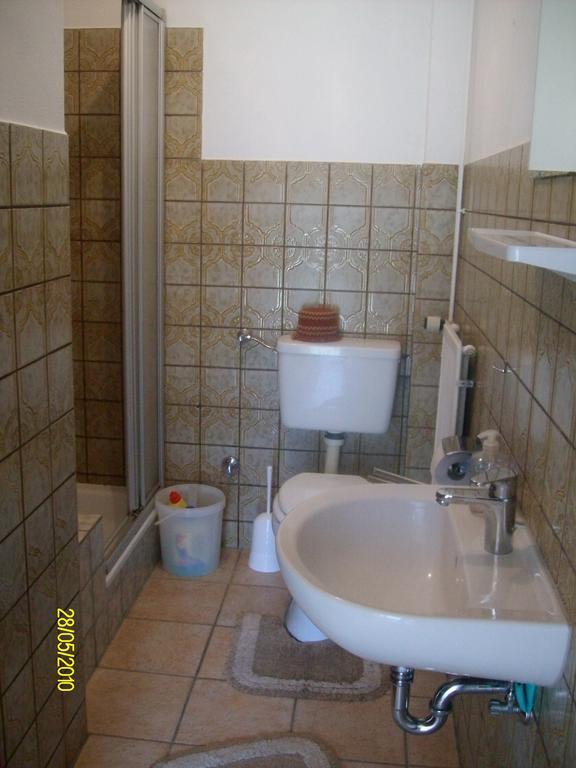 Ferien Und Gaestehaus Harms Neuenkirchen  Room photo